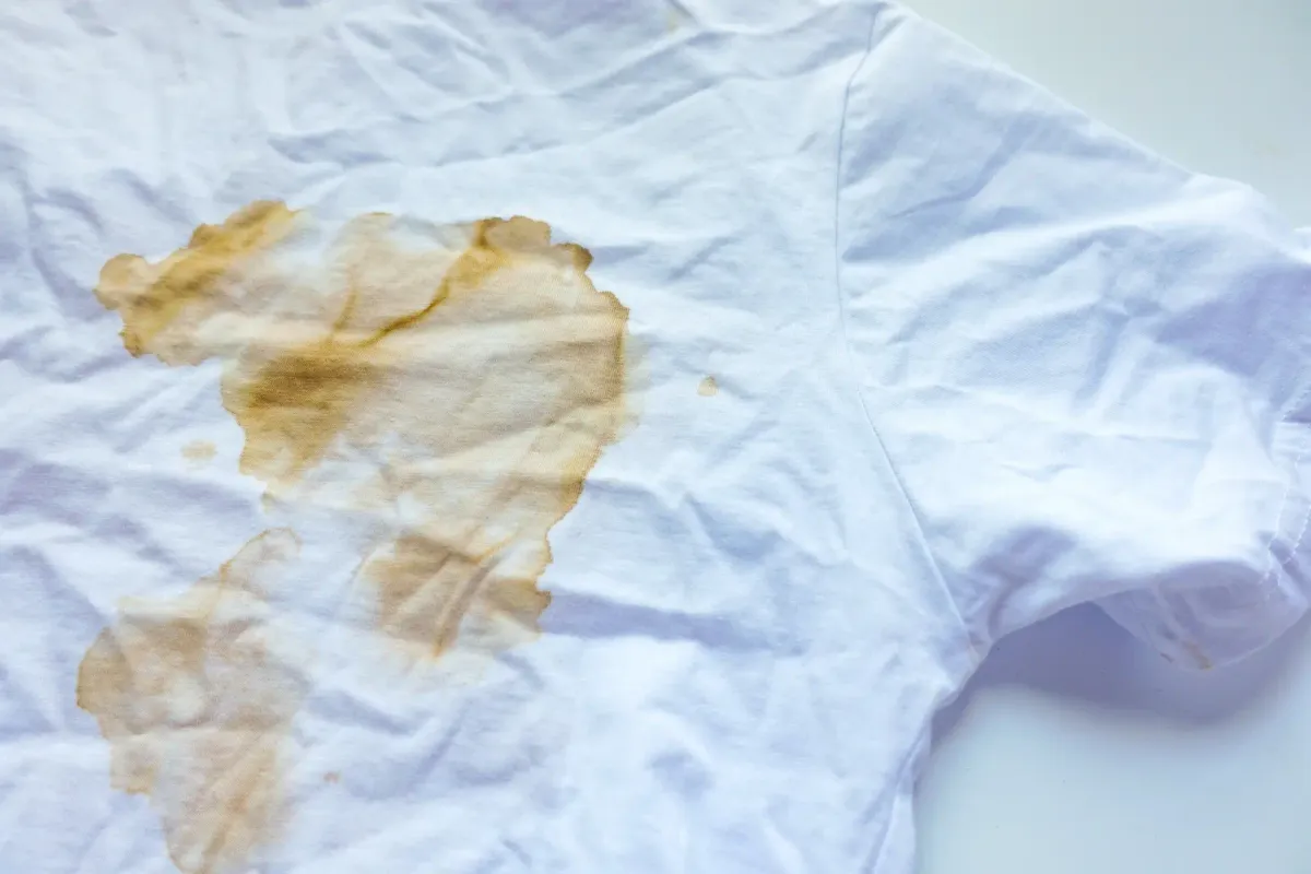 How to Remove Stubborn Stains from Clothes: Quick & Easy Tips